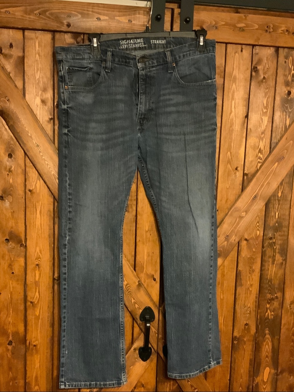Levi's Men's Straight Jeans in Faded Blue Wash 38x32